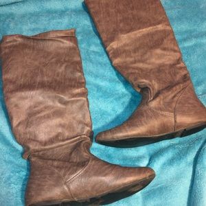 Gray Knee-high Flat Boots